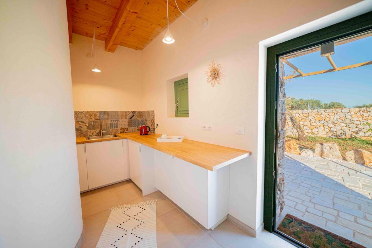 Il Fiore Della Vita Trulli Country House كونفيرسانو المظهر الخارجي الصورة